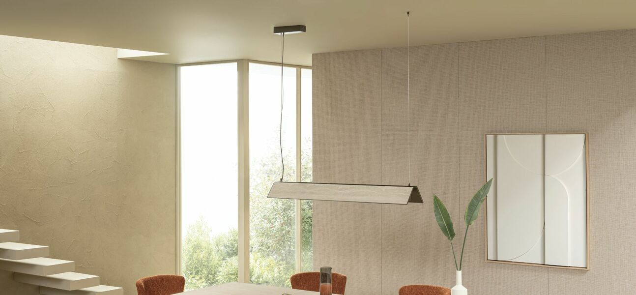 Lampada a sospensione Lucilla con rivestimento in ceramica e struttura in metallo verniciato