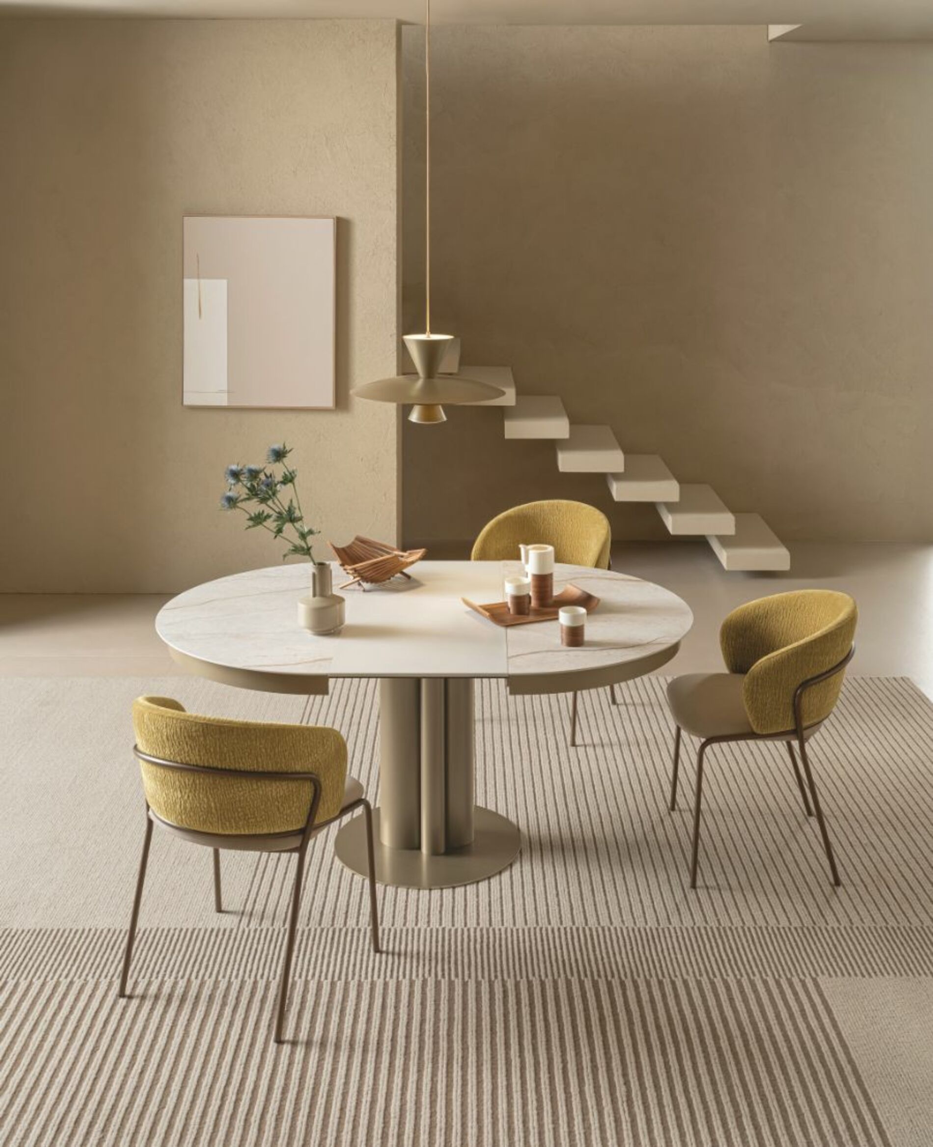 Tavolo moderno rotondo per sala da pranzo